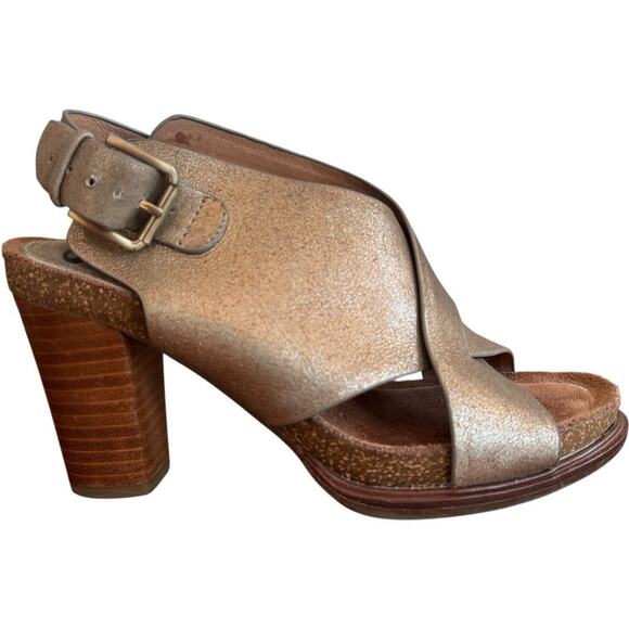 Sofft Cambria Leather Cross Strap Platform Slingback Sandals Gold Women's 6.5M - Picture 2 of 15